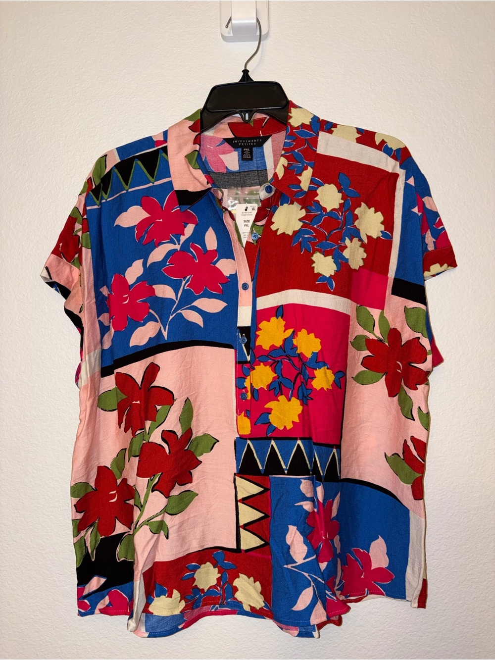 NWT Investments Petites Patchwork Floral Short Sleeve Button Top PXL Blue